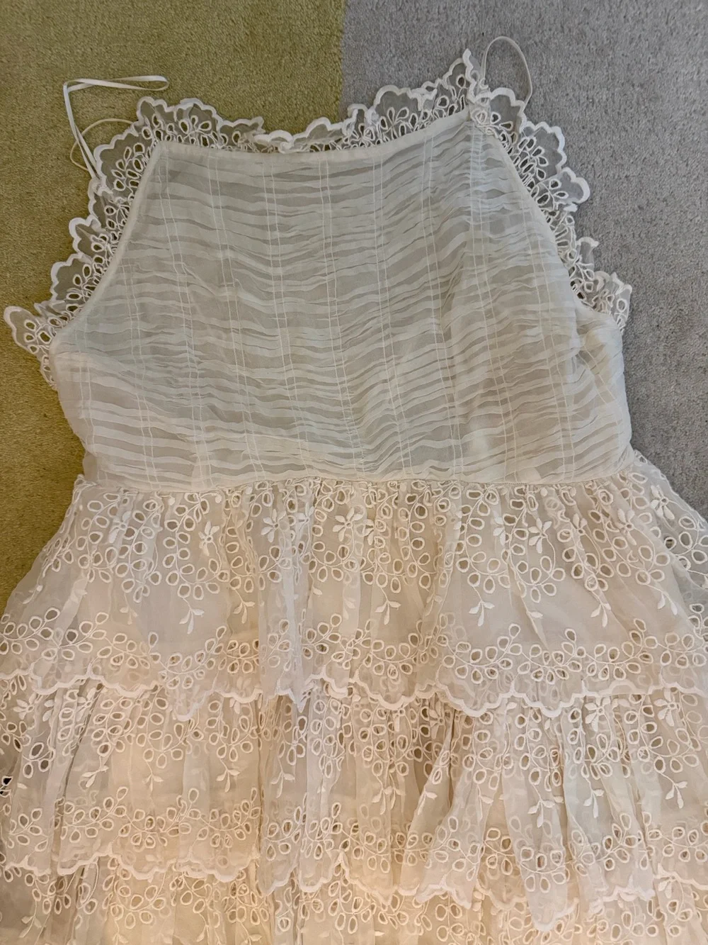 Doen heirloom Cream Tiered Lace Ruffle Bridal Dress - Picture 3 of 6